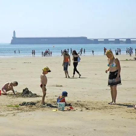 T3 Avec Balcon Aux Sables-d'olonne - Fr-1-92-803 * 莱萨布勒-多洛讷