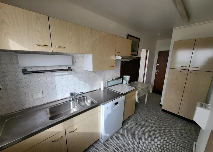 דירה T3 Avec Balcon Aux Sables-d'olonne - Fr-1-92-803 *