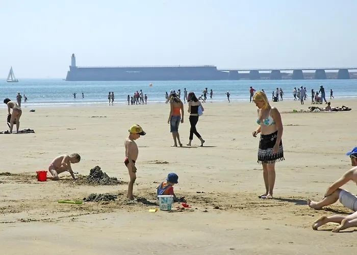 T3 Avec Balcon Aux Sables-d'olonne - Fr-1-92-803 * Les Sables-dʼOlonne