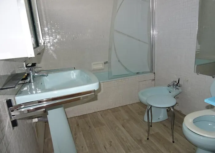 Appartamento T3 Avec Balcon Aux Sables-d'olonne - Fr-1-92-803 *